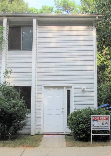Main picture of 127 Candlebrook Dr