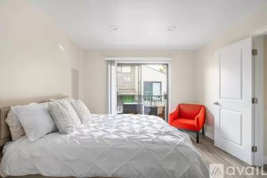 Main picture of 746 N Eucalyptus Ave