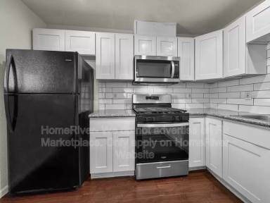 Main picture of 683 El Camino Ave