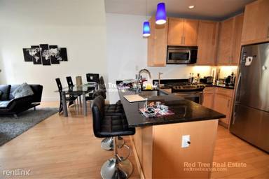 Main picture of 181 Essex St