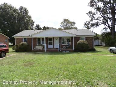 Main picture of 223 Oakwood Ave