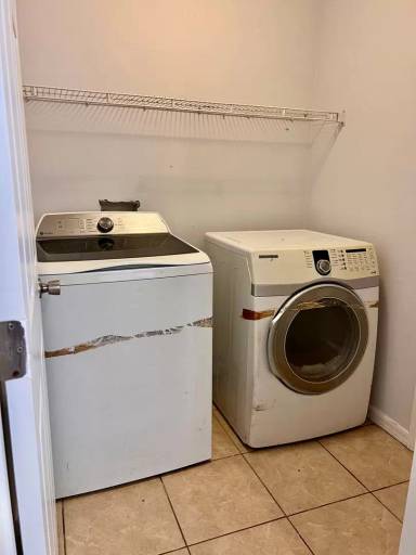 Main picture of 3009 56th St W