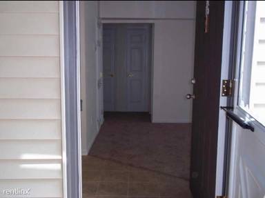 Main picture of H15 Avon Dr