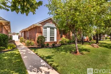 Main picture of 15517 Monarch Ln