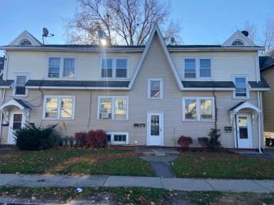 Main picture of 218 Chadduck Ave