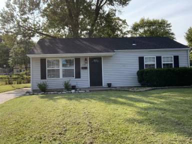 Main picture of 1195 Gahan Dr