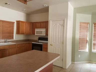 Main picture of 830 Newton Way
