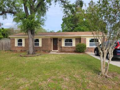 Main picture of 7561 Pheasant Run Dr