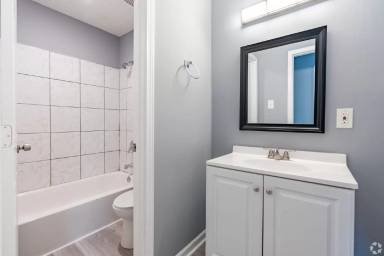 Main picture of 294 Brownlee Rd SW
