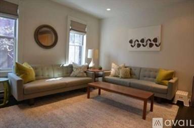 Main picture of 2 Lawrence St