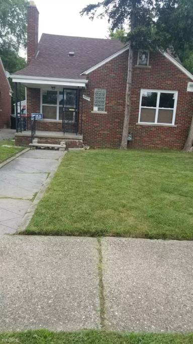 Main picture of 18010 Lesure St