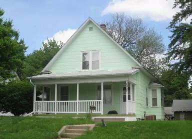 Main picture of 3927 S 36th St