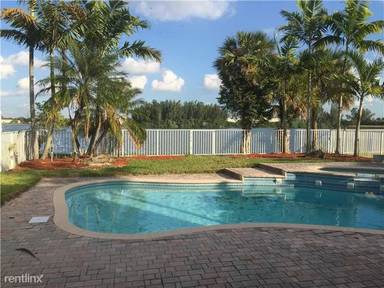 Main picture of 5768 S Plum Bay Pkwy