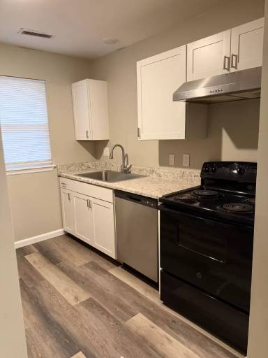 Main picture of 665 Beech Cir NW