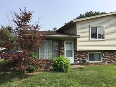Main picture of 38356 Cherry Hill Rd