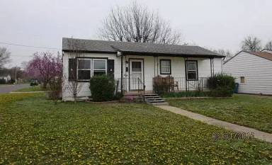 Main picture of 910 Bell Dr