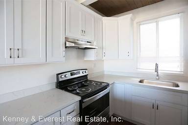Main picture of 2451 Greenwich St