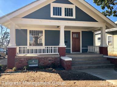 Main picture of 740 N Denver Ave