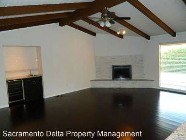 Main picture of 6319 N Point Way