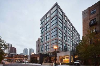 Main picture of 167 N Desplaines St
