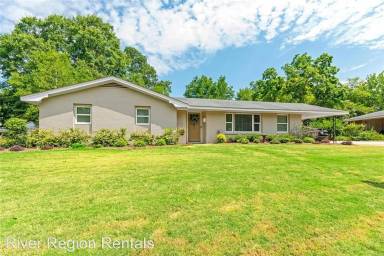 Main picture of 3857 Pelzer Ave