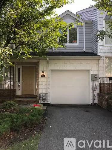 Main picture of 57 Averell Dr