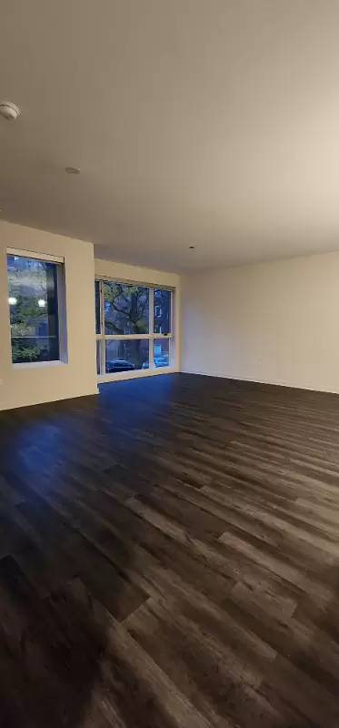 Main picture of 817 W Agatite Ave