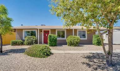 Main picture of 2110 N Van Ness Ave
