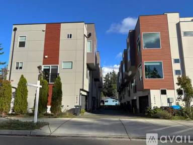 Main picture of 18526 Wallingford Ave N