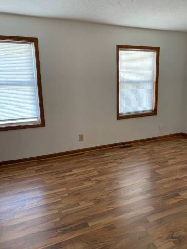 Main picture of 915 S Buckeye St