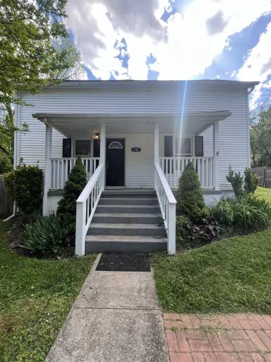 Main picture of 700 W 3rd Ave