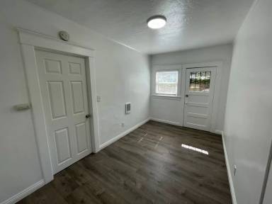 Main picture of 1010 N Virginia Ct