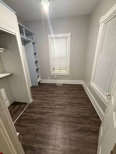Main picture of 832 N Main St