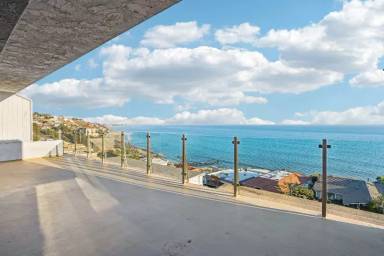 Main picture of 18203 Coastline Dr