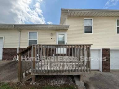 Main picture of 637 W Meadowview Dr