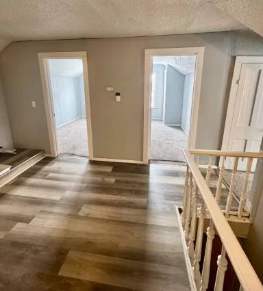 Main picture of 28 Christie St
