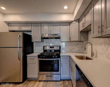 Main picture of 301 Trinity Ct