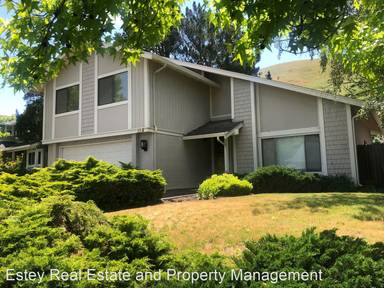 Main picture of 838 Rose Dr