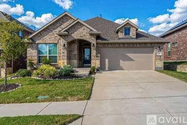 Main picture of 716 Bluebird Way