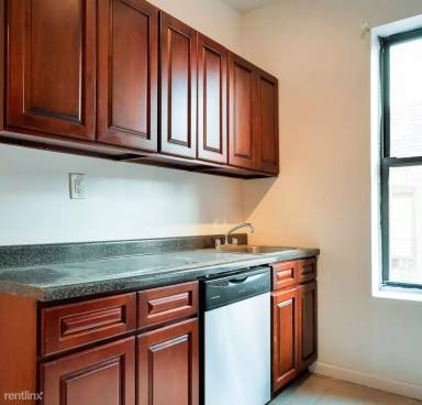 Main picture of 356 Saint Johns Pl