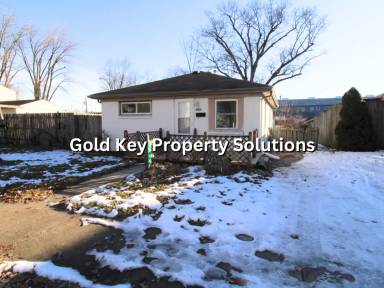 Main picture of 2640 Fletcher St