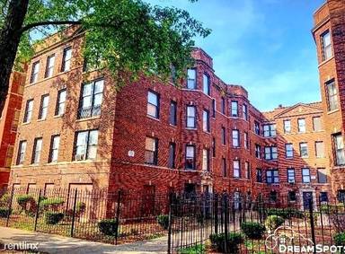 Main picture of 7600 S Essex Ave