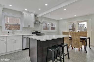 Main picture of 30 Highland Ave