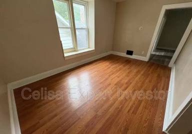 Main picture of 2506 Miner St