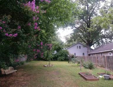 Main picture of 1104 N Elizabeth St