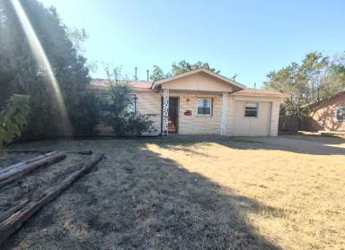 Main picture of 5211 47th St