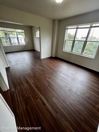 Main picture of 1013 Columbus St