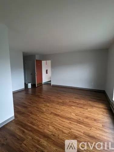 Main picture of 410 N State St