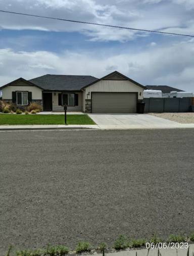 Main picture of 817 Craven Ave