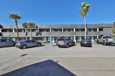 Main picture of 1200 70th St N